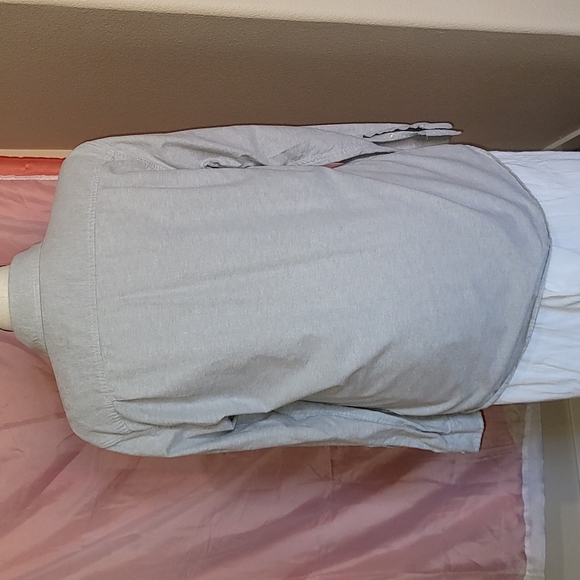 Top - Picture 2 of 6